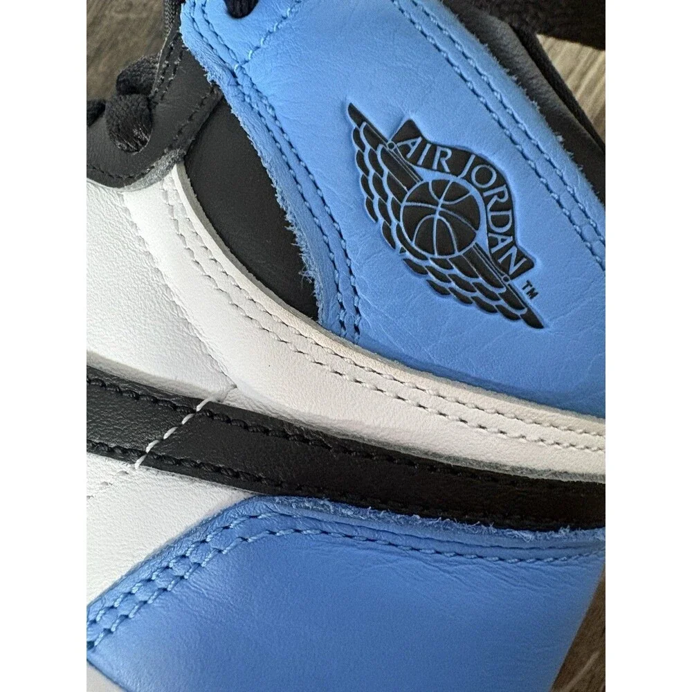 Nike Air Jordan 1 Retro High OG UNC Toe Youth Size 6Y FD1437-400 Blue Black